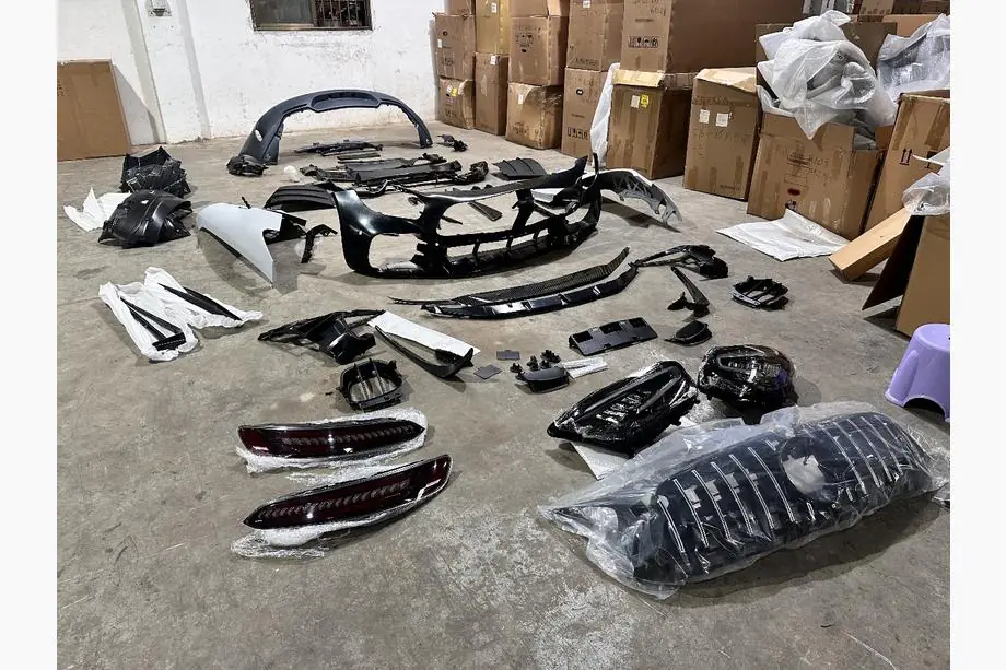 Mercedes AMG GT C190/R190 2014-2022 GTR Pro Wide Carbon Bodykit Foto 9
