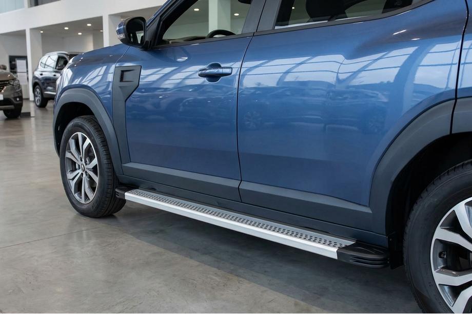 Renault Duster 2024- Seitenschweller Maya V2 (2 Stk., Aluminium) Image