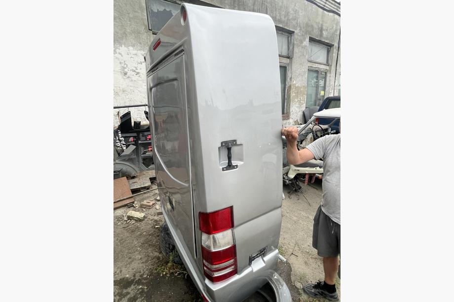 Mercedes Sprinter W906 2006–2018 Dachträger (Grau) Foto 3