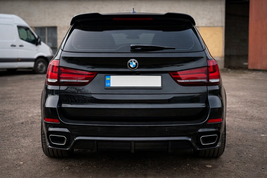 BMW X5 F15 2013-2018 Bodykit-Set Black Warrior (für M-Sport) Foto 2