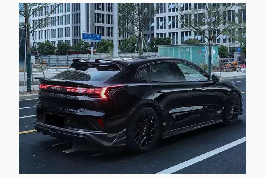 Zeekr 001 2021- Bodykit CXW-Style (für 2024+, Carbon) Foto 4