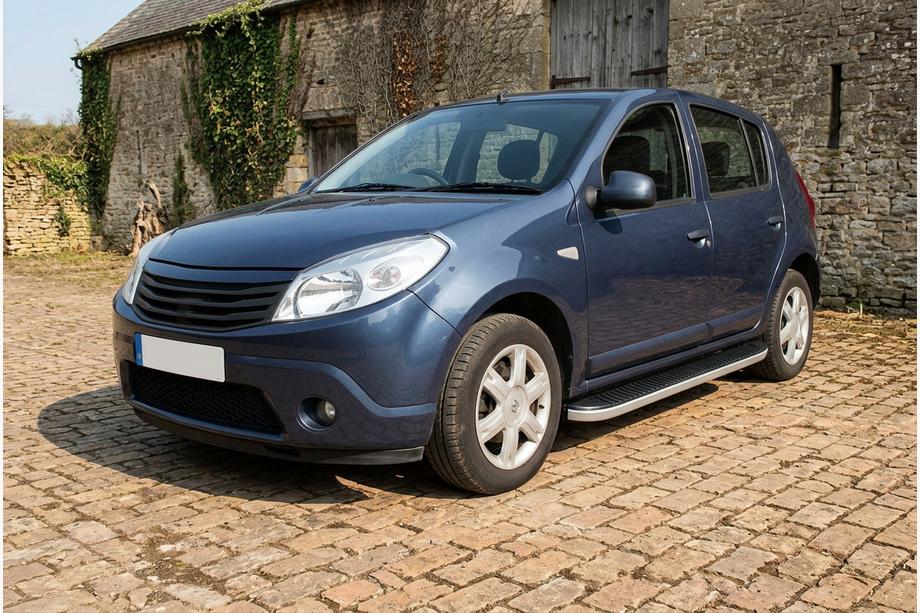 Dacia Sandero 2007-2013 Seitenschweller Tayga (2 Stk., Aluminium) Image