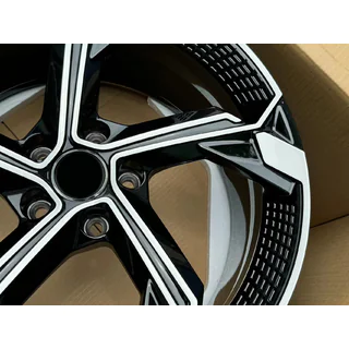 Geschmiedete OEM Felgen R19 (4 Stk) Foto 2