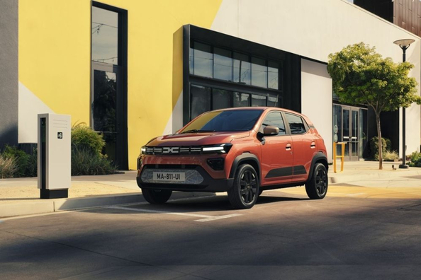 Dacia Spring 2024 im Test: Preiswerter Elektro-Kleinwagen mit neuem Design
