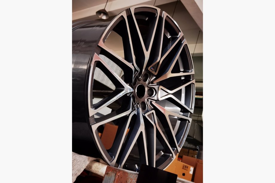 BMW X5 G05 2019–2026 Geschmiedete Felgen OEM R22 V2 (4 Stk) Foto 3