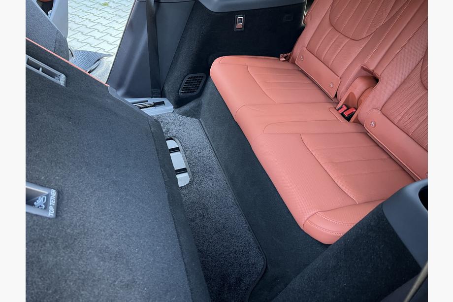 BYD Tang L 2025– Textil Fußmatten Premium (3 Reihen, Schwarz) Foto 5