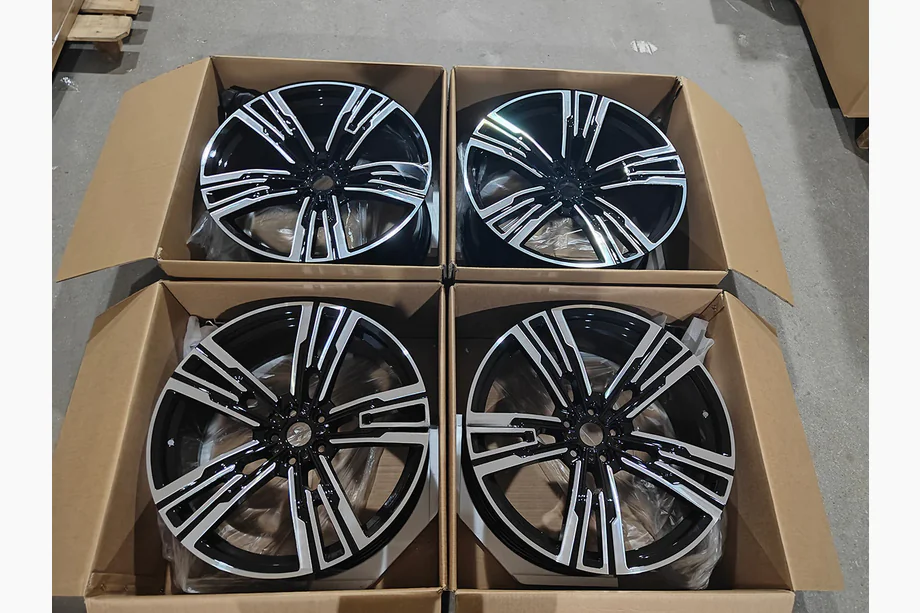 BMW 7 Series G70/G71 2022- Geschmiedete OEM-Felgen R21 (4 Stk) Foto 7