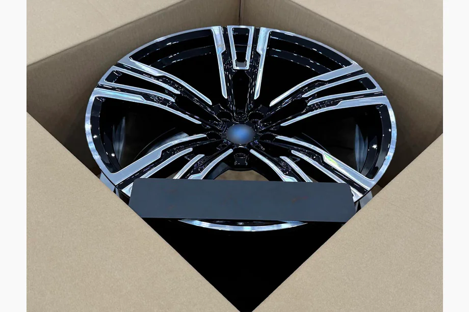 BMW 7 Series G70/G71 2022- Geschmiedete OEM-Felgen R21 (4 Stk) Foto 4