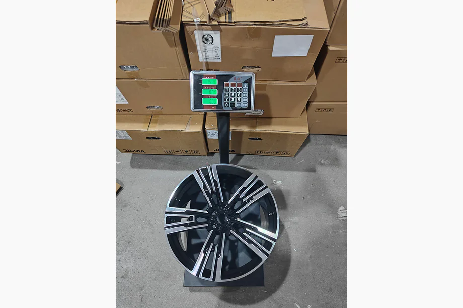 BMW 7 Series G70/G71 2022- Geschmiedete OEM-Felgen R21 (4 Stk) Foto 13