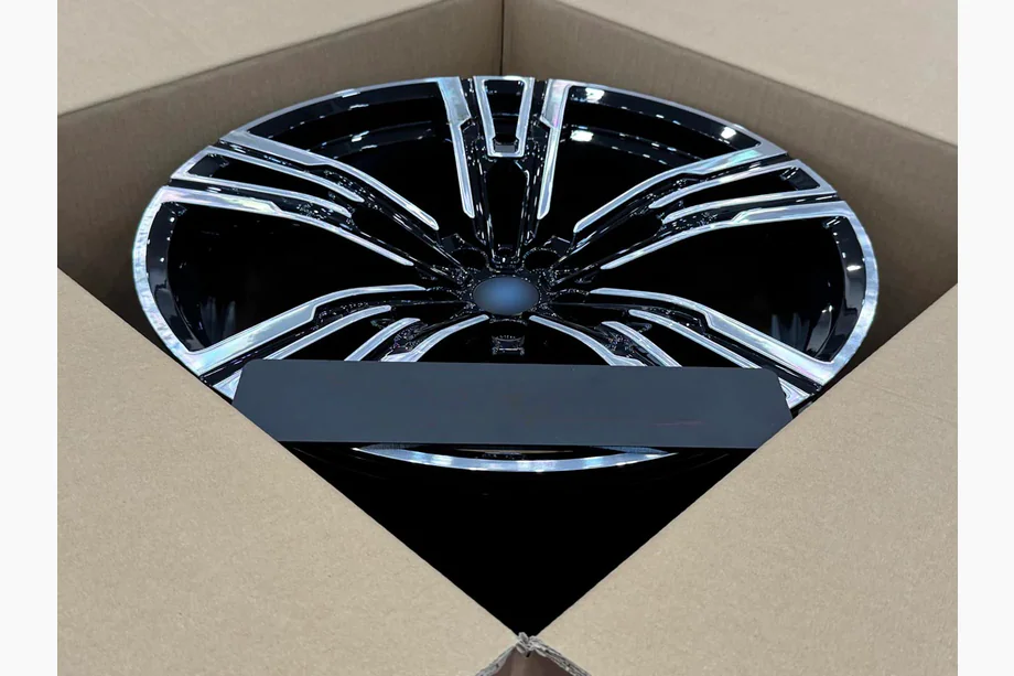 BMW 7 Series G70/G71 2022- Geschmiedete OEM-Felgen R21 (4 Stk) Foto 5