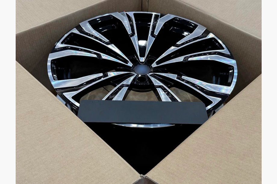 BMW X7 G07 2019- Geschmiedete Felgen OEM R23 V3 (4 Stk) Foto 4