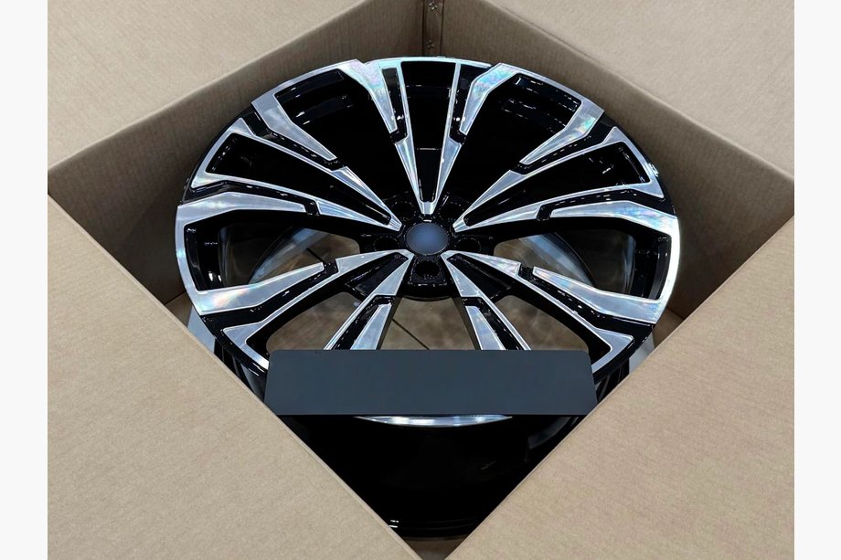 BMW X7 G07 2019- Geschmiedete Felgen OEM R23 V3 (4 Stk) Foto 3
