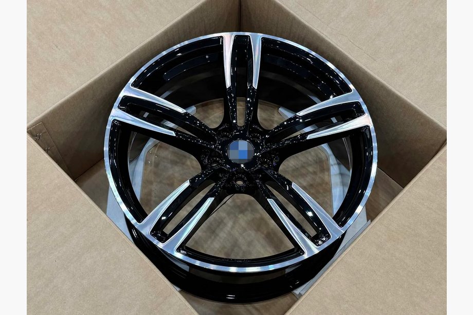 BMW I4 (G26) 2022- Geschmiedete OEM R20 V2 Felgen (4 Stk) Foto 2