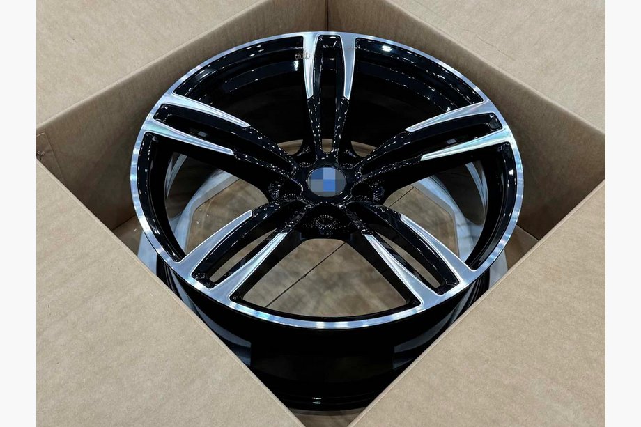 BMW I4 (G26) 2022- Geschmiedete OEM R20 V2 Felgen (4 Stk) Foto 3
