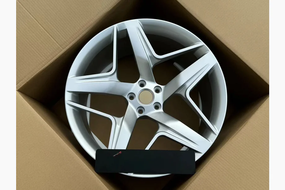 Ferrari 488 GTB 2015-2019 Geschmiedete OEM Felgen R21 R22 (4 Stk) Foto 2