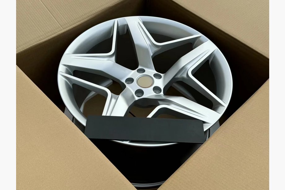 Ferrari 488 GTB 2015-2019 Geschmiedete OEM Felgen R21 R22 (4 Stk) Foto 5
