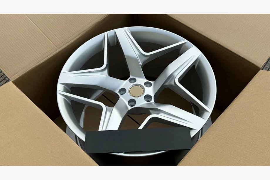 Ferrari 488 GTB 2015-2019 Geschmiedete OEM Felgen R21 R22 (4 Stk) Foto 6