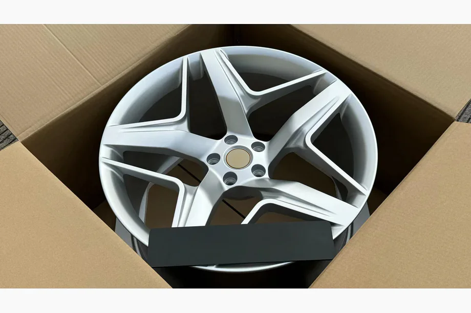 Ferrari 488 GTB 2015-2019 Geschmiedete OEM Felgen R21 R22 (4 Stk) Foto 6