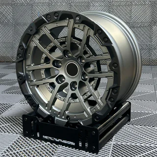 Geschmiedete OEM Felgen R17 (4 Stk) Foto 2