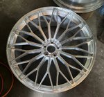 Lamborghini Urus 2018- Geschmiedete Felgen OEM R23 V3 (4 Stk) Foto 11