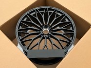 Lamborghini Urus 2018- Geschmiedete Felgen OEM R23 V7 (4 Stk) Foto 2