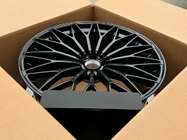 Lamborghini Urus 2018- Geschmiedete Felgen OEM R23 V7 (4 Stk) Foto 5