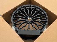 Lamborghini Urus 2018- Geschmiedete Felgen OEM R23 V7 (4 Stk) Foto 4