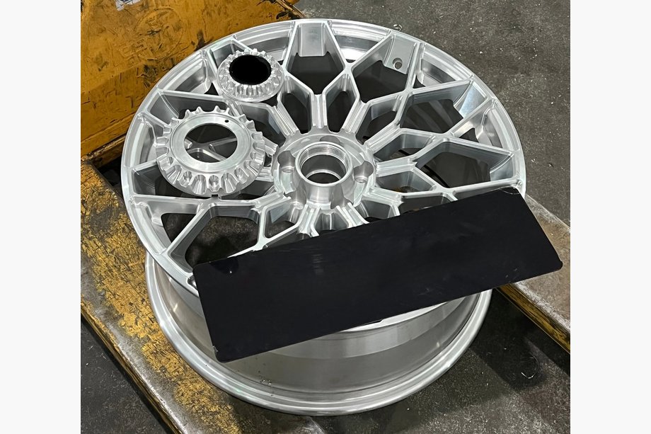 Lamborghini Huracan 2014- Geschmiedete OEM Felgen R20 R21 V2 (4 Stk) Foto 2