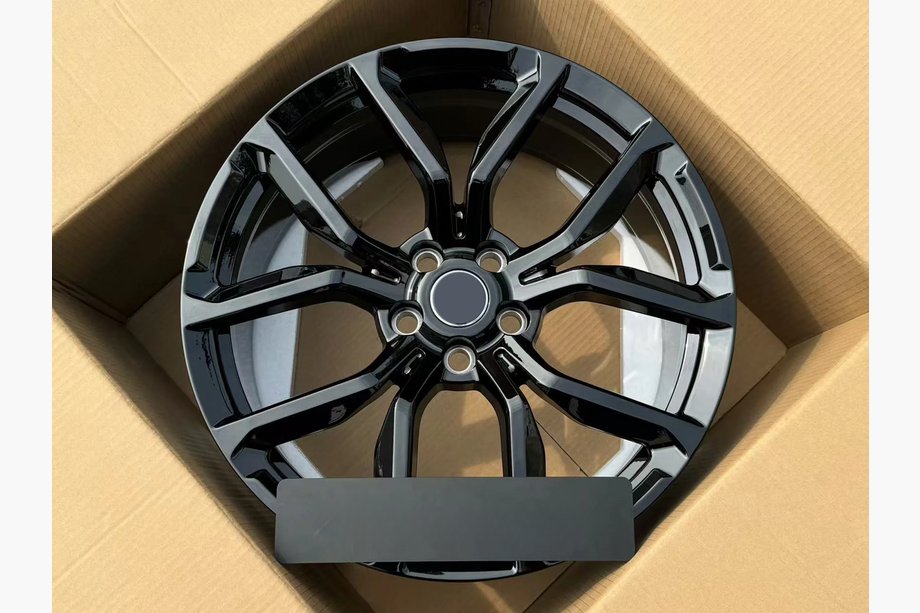 Range Rover Sport 2014-2022 Geschmiedete OEM-Felgen R21 (4 Stk) Foto 1