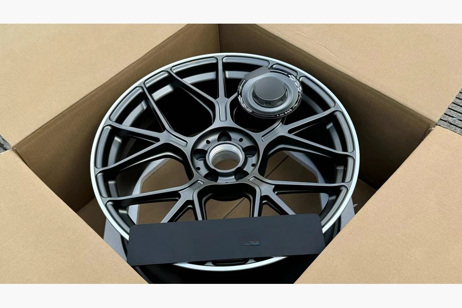 Mercedes C-class W206 2022- Geschmiedete OEM Felgen R20 (4 Stk) Foto 7