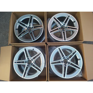 Geschmiedete OEM R18 Felgen (4 Stk) Foto 4
