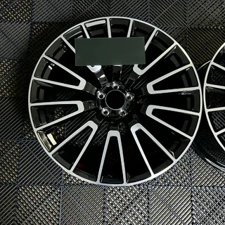 Geschmiedete OEM Felgen R22 (4 Stk) Foto 2