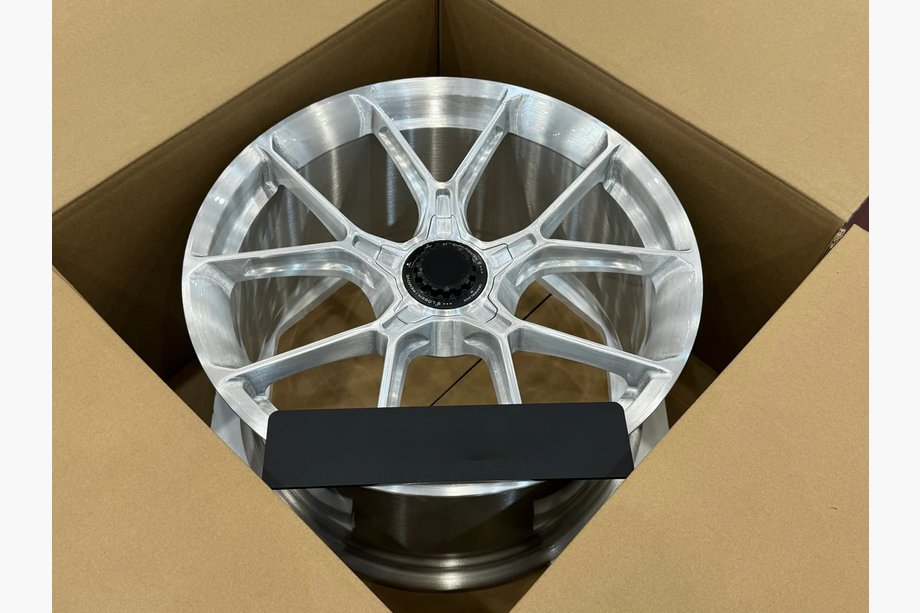 Porsche 911 (992) 2018– Geschmiedete OEM Felgen R20 R21 V2 (4 Stk) Foto 4
