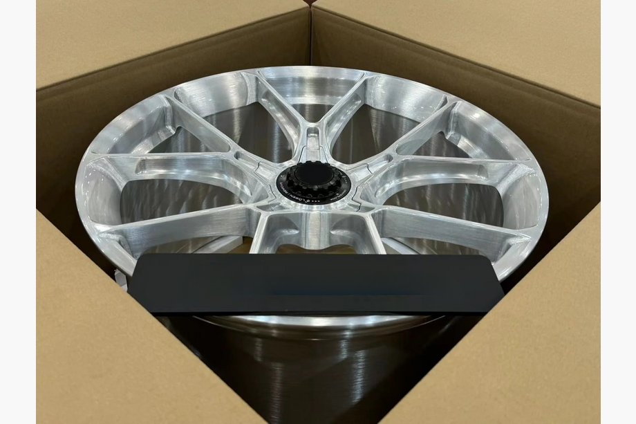 Porsche 911 (992) 2018– Geschmiedete OEM Felgen R20 R21 V2 (4 Stk) Foto 6