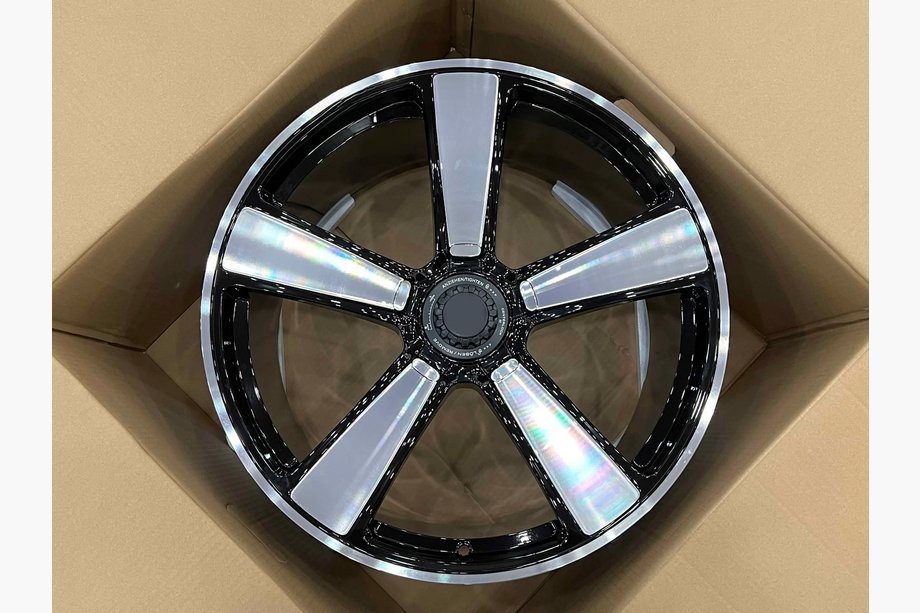 Porsche 911 (991) 2011–2019 Geschmiedete OEM Felgen R20 R21 V7 (4 Stk) Foto 1