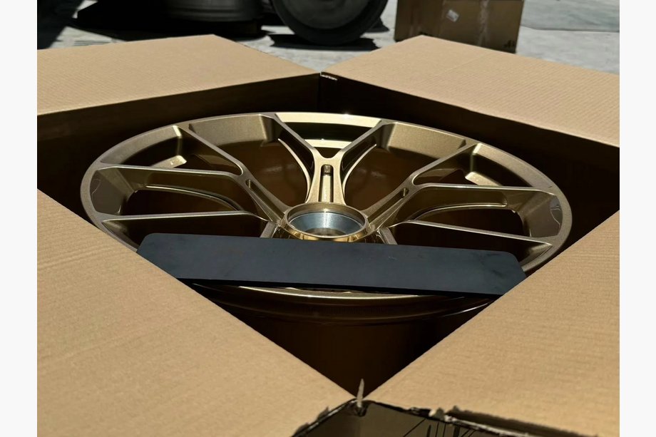 Porsche 911 (992) 2018– Geschmiedete OEM Felgen R20 R21 V24 (4 Stk) Foto 6