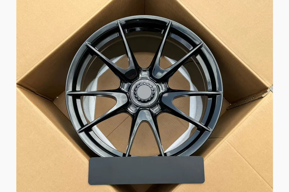 Porsche 911 (997) 2004–2012 Geschmiedete OEM Felgen R19 V1 (4 Stk) Image