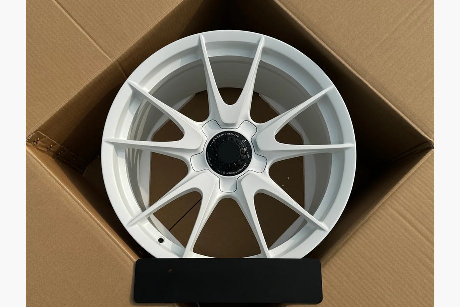 Porsche 911 (997) 2004–2012 Geschmiedete OEM Felgen R19 V2 (4 Stk) Foto 1