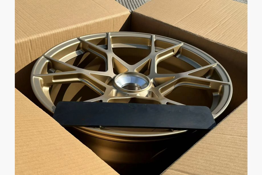 Porsche 911 (992) 2018– Geschmiedete OEM Felgen R20 R21 V28 (4 Stk) Foto 5