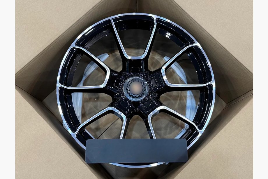 Porsche 911 (992) 2018– Geschmiedete OEM Felgen R20 R21 V34 (4 Stk) Foto 2