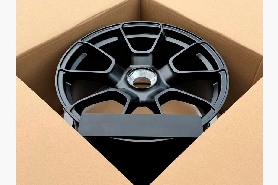Porsche 911 (992) 2018– Geschmiedete OEM Felgen R20 R21 V46 (4 Stk) Foto 4