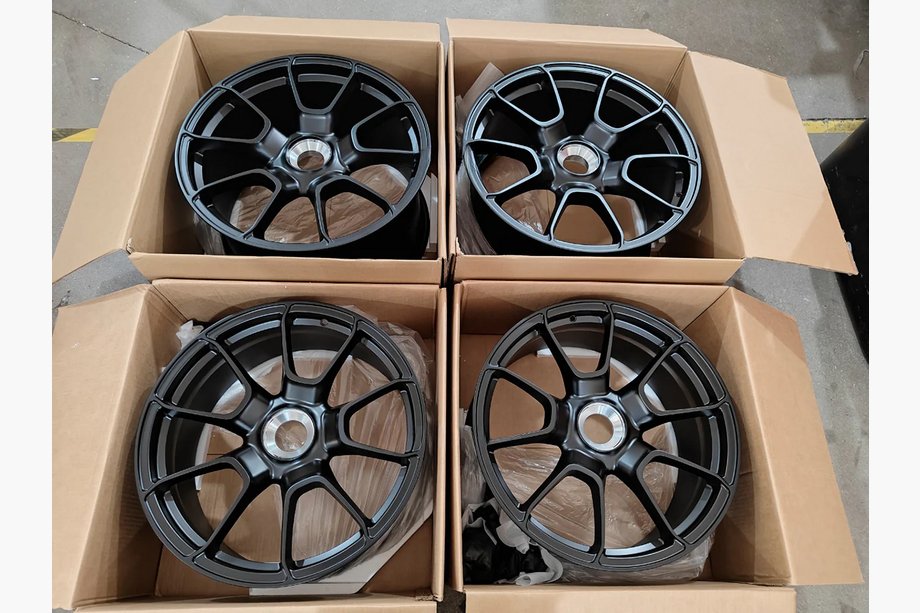 Porsche 911 (992) 2018– Geschmiedete OEM Felgen R20 R21 V46 (4 Stk) Foto 7