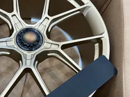 Porsche Cayenne 2018- Geschmiedete OEM Felgen R22 V9 (4 Stk) Foto 11