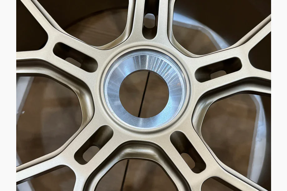 Porsche 911 (992) 2018– Geschmiedete OEM Felgen R20 R21 V42 (4 Stk) Foto 13