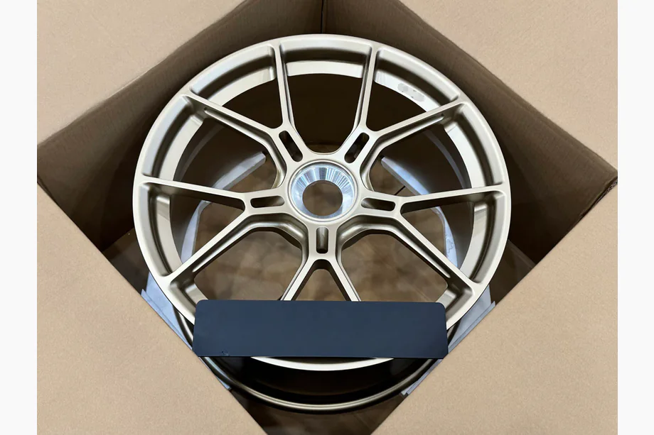 Porsche 911 (992) 2018– Geschmiedete OEM Felgen R20 R21 V42 (4 Stk) Foto 6