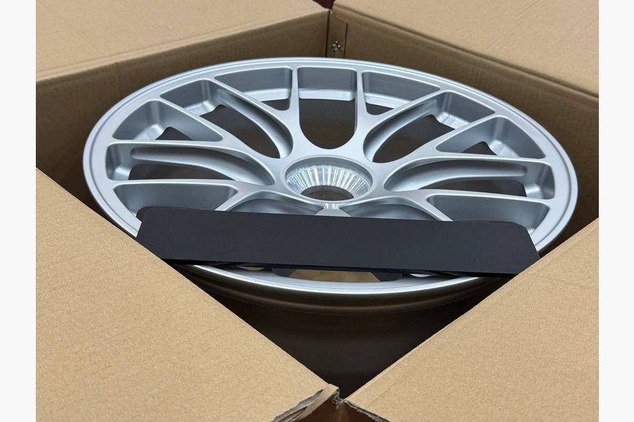 Porsche 911 (991) 2011–2019 Geschmiedete OEM Felgen R20 V6 (4 Stk) Foto 7