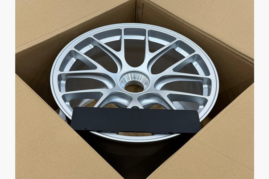 Porsche 911 (991) 2011–2019 Geschmiedete OEM Felgen R20 V6 (4 Stk) Foto 5