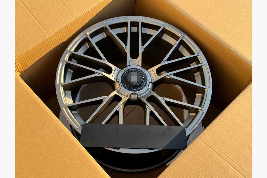 Porsche 911 (992) 2018– Geschmiedete OEM Felgen R20 R21 V45 (4 Stk) Foto 3