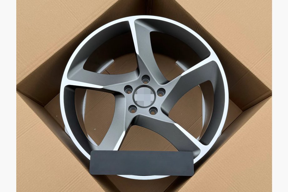 Porsche Taycan 2019- Geschmiedete Felgen OEM R21 V4 (4 Stk) Foto 1