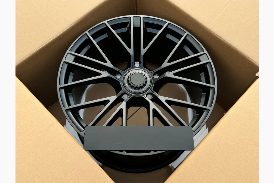 Porsche Panamera 2023– Geschmiedete Felgen OEM R21 V7 (4 Stk) Foto 3